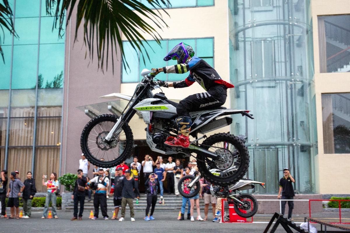 Xe cào cào Hooligun phân khối 300cc