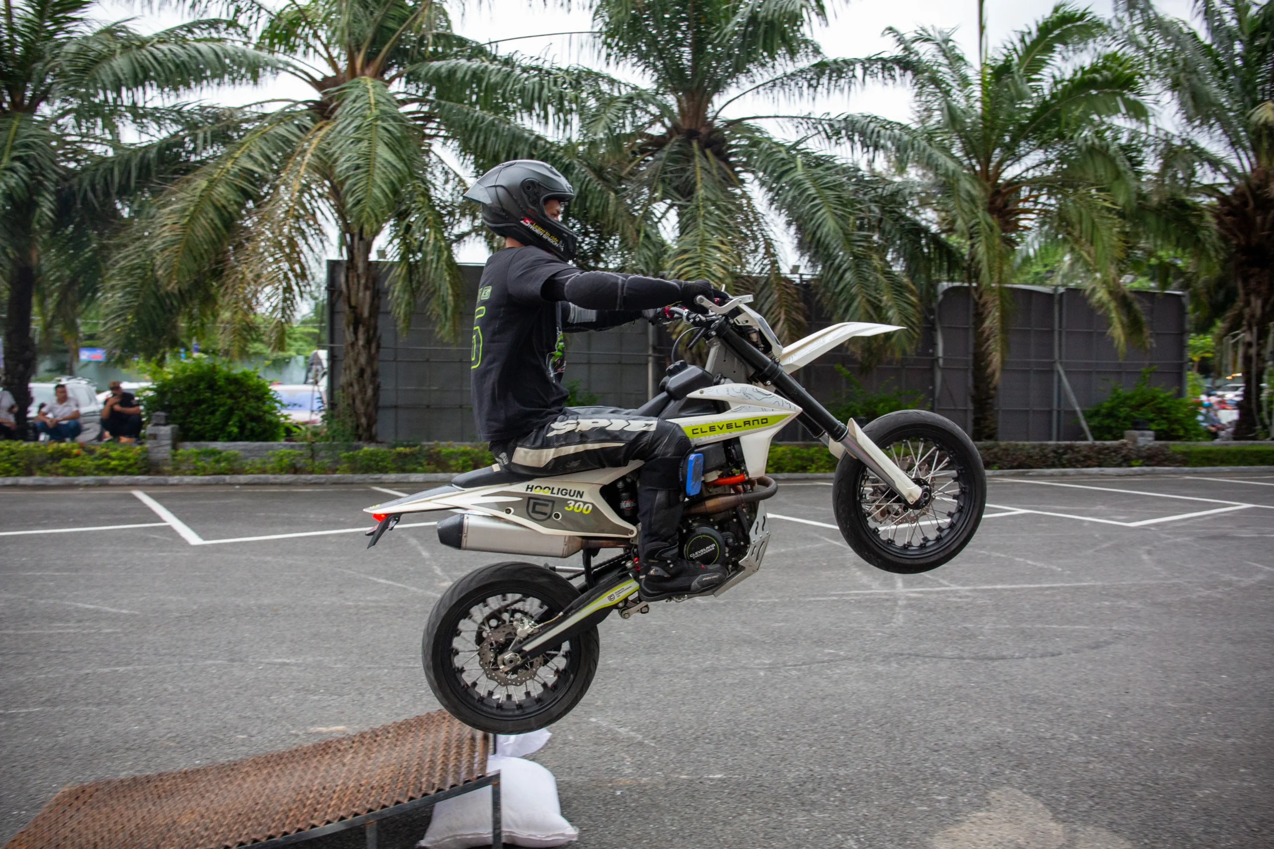 hoo 300cc