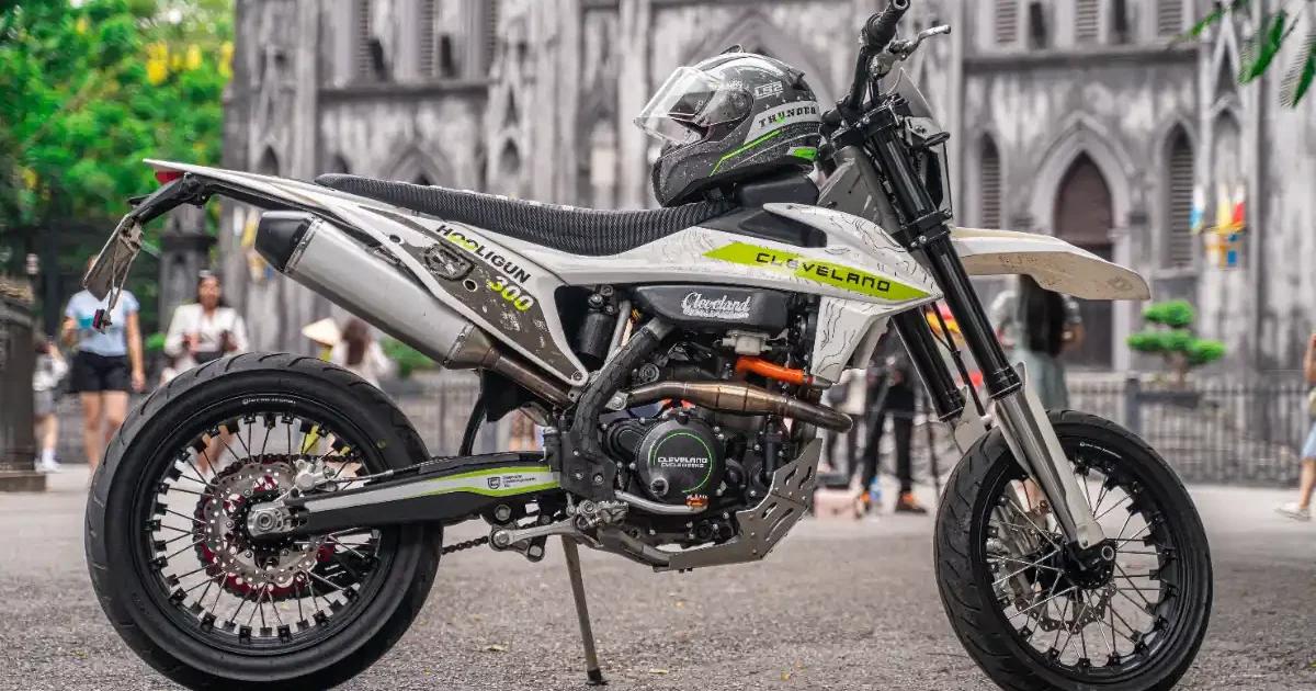 supermoto hooligun300