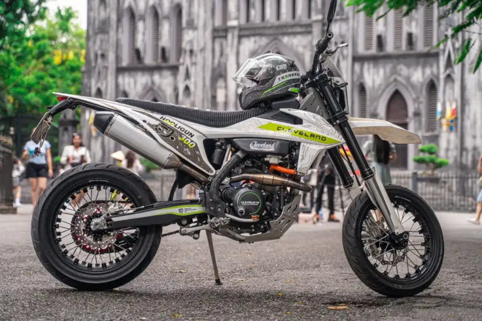 supermoto hooligun300
